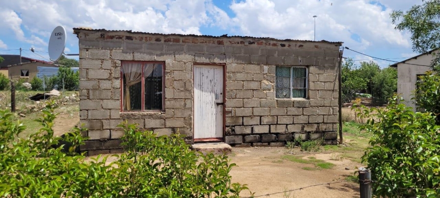 1 Bedroom Property for Sale in Botshabelo Free State